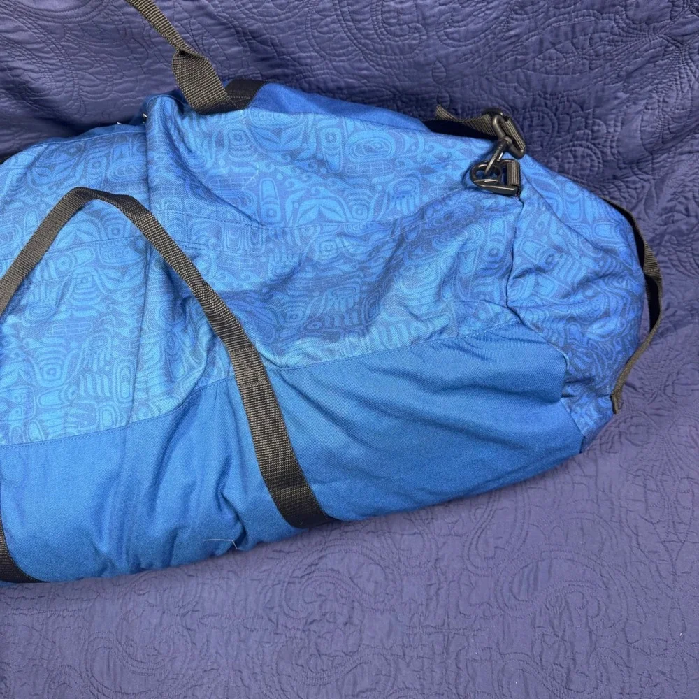 Vintage REI XXL Blue Tribal Print Duffel Bag Travel Camp Gym Shoulder Strap